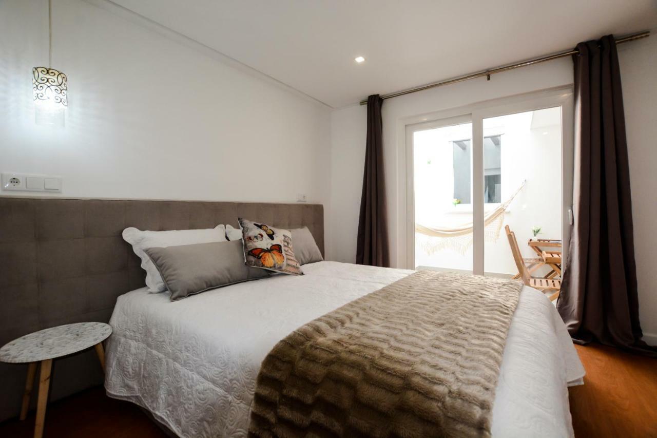 Luxury Golden River Apartment - In The Heart Of City Center And Wine Cellars Вила-Нова-ди-Гая Экстерьер фото