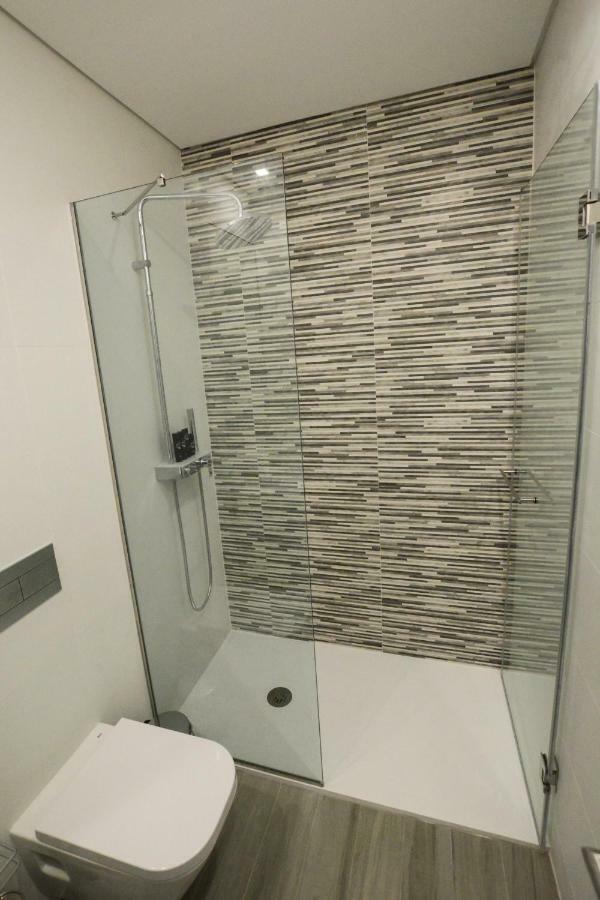 Luxury Golden River Apartment - In The Heart Of City Center And Wine Cellars Вила-Нова-ди-Гая Экстерьер фото