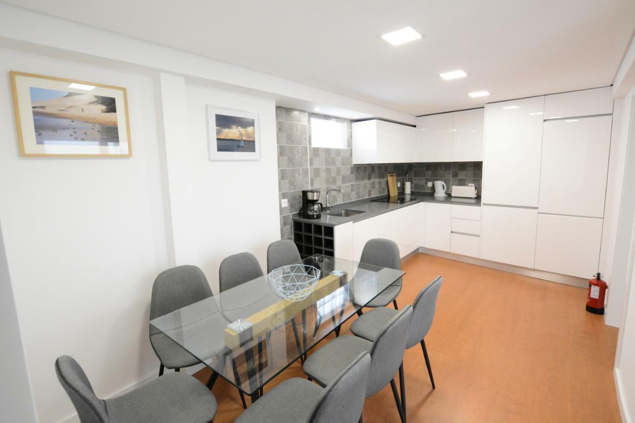 Luxury Golden River Apartment - In The Heart Of City Center And Wine Cellars Вила-Нова-ди-Гая Экстерьер фото