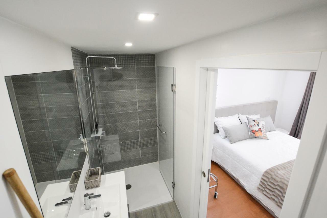 Luxury Golden River Apartment - In The Heart Of City Center And Wine Cellars Вила-Нова-ди-Гая Экстерьер фото