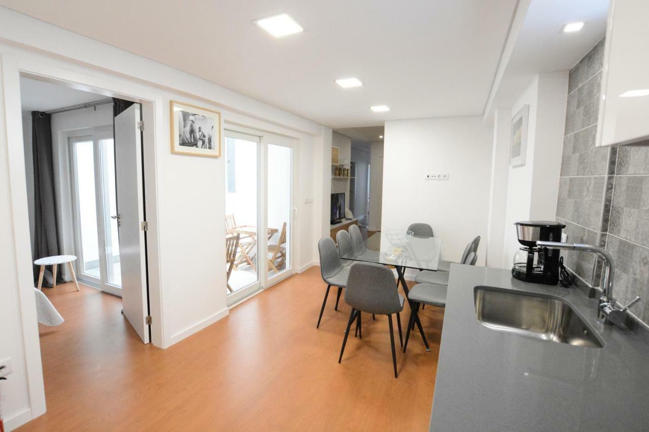 Luxury Golden River Apartment - In The Heart Of City Center And Wine Cellars Вила-Нова-ди-Гая Экстерьер фото